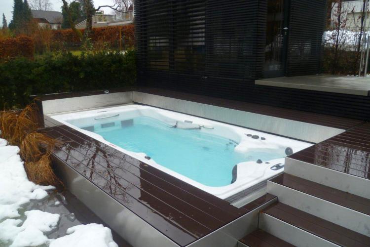 Swim Spa in snow